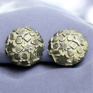 Vintage Delphine Clip-On Earrings – 1" Classic Retro Style
